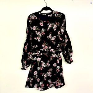 BCBG NWT Multi-color Floral Dress In Red, Black, White, pink, Size 12-